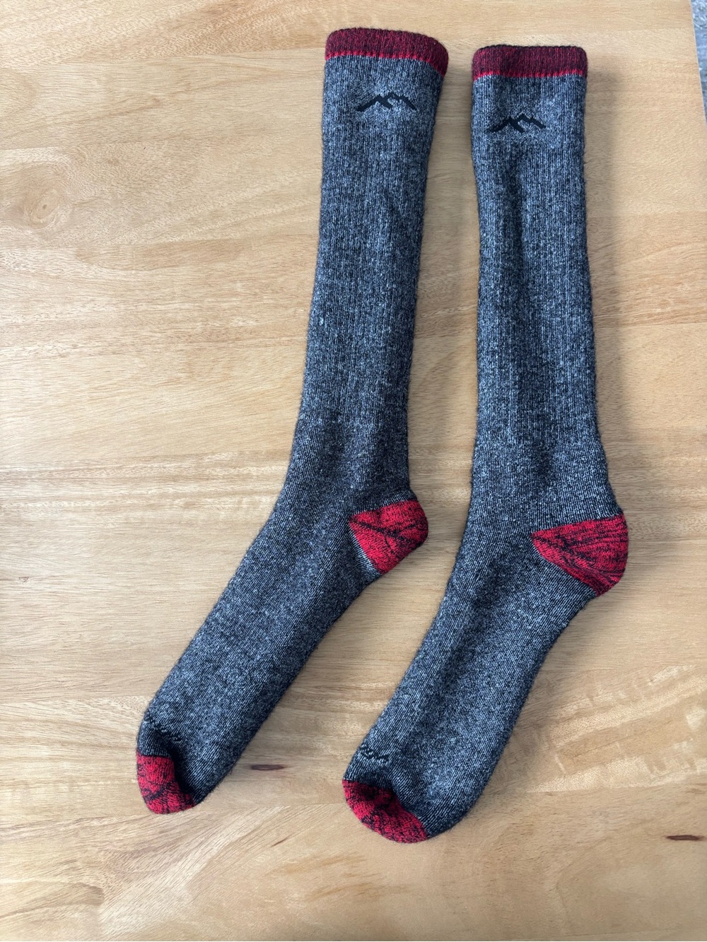 Darn Tough Men's  Mountaineering socks wool blend cushion